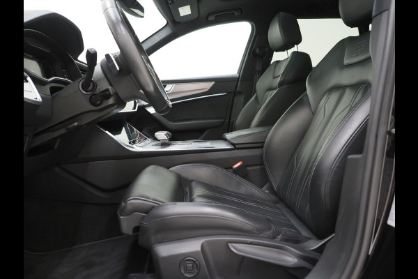 Audi A6 Avant 55 TFSI e quattro Competition Full Black | Panoramadak | Leder | B&O Audio | Camera | Stoelverwarming | Cruise | Carplay