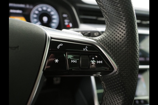 Audi A6 Avant 55 TFSI e quattro Competition Full Black | Panoramadak | Leder | B&O Audio | Camera | Stoelverwarming | Cruise | Carplay