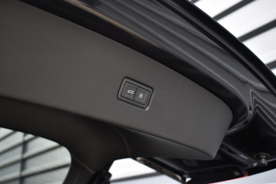 Audi Q5 Sportback 50 TFSI e Competition | Pano | ACC | Elektr. Stoelen | Matrix | Camera |