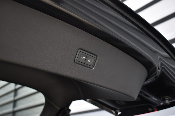 Audi Q5 Sportback 50 TFSI e Competition | Pano | ACC | Elektr. Stoelen | Matrix | Camera |
