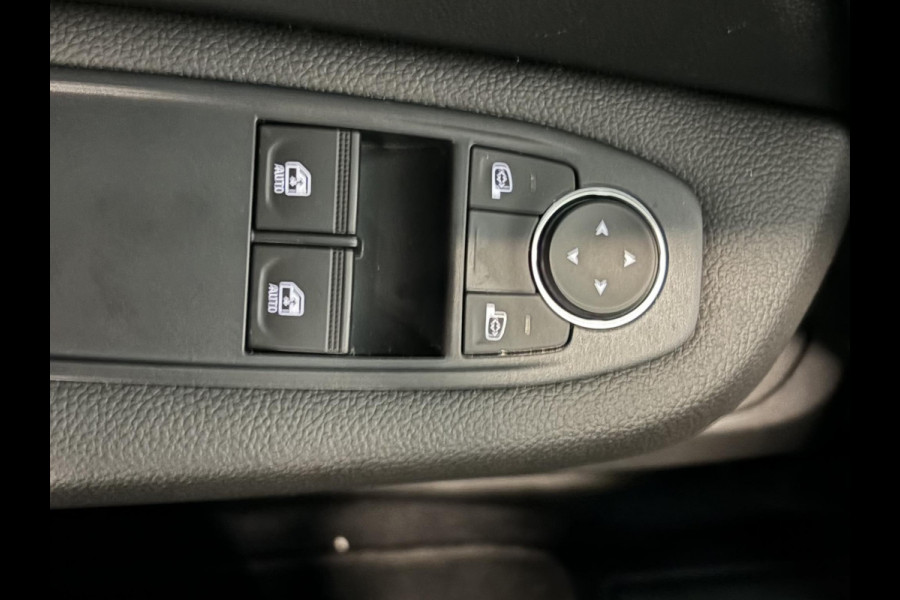 Renault Clio 1.0 TCe 90 Equilibre Navigatie Apple Carplay/Android Auto Cruise Control Full LED Airco