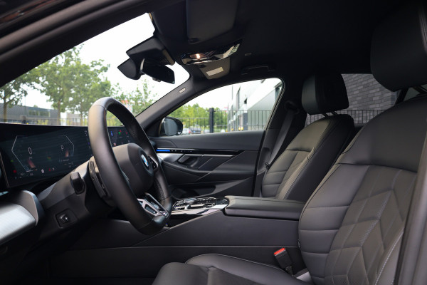 BMW 5 Serie 520i  | FACELIFT | M-SPORT | MEMORY | KEYLESS | DODE HOEK | LED | SFEERVERLICHTING |