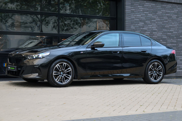 BMW 5 Serie 520i  | FACELIFT | M-SPORT | MEMORY | KEYLESS | DODE HOEK | LED | SFEERVERLICHTING |
