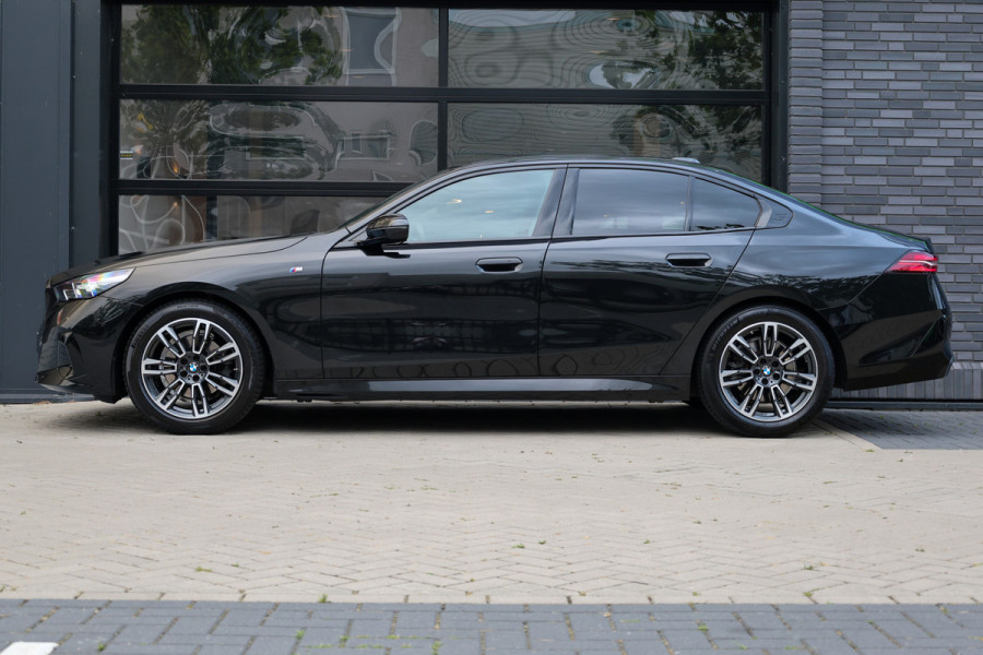 BMW 5 Serie 520i  | FACELIFT | M-SPORT | MEMORY | KEYLESS | DODE HOEK | LED | SFEERVERLICHTING |