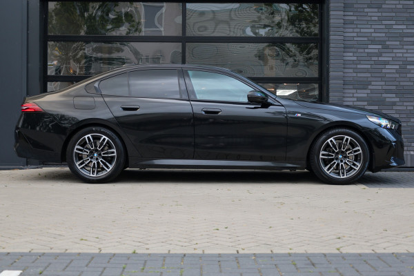 BMW 5 Serie 520i  | FACELIFT | M-SPORT | MEMORY | KEYLESS | DODE HOEK | LED | SFEERVERLICHTING |