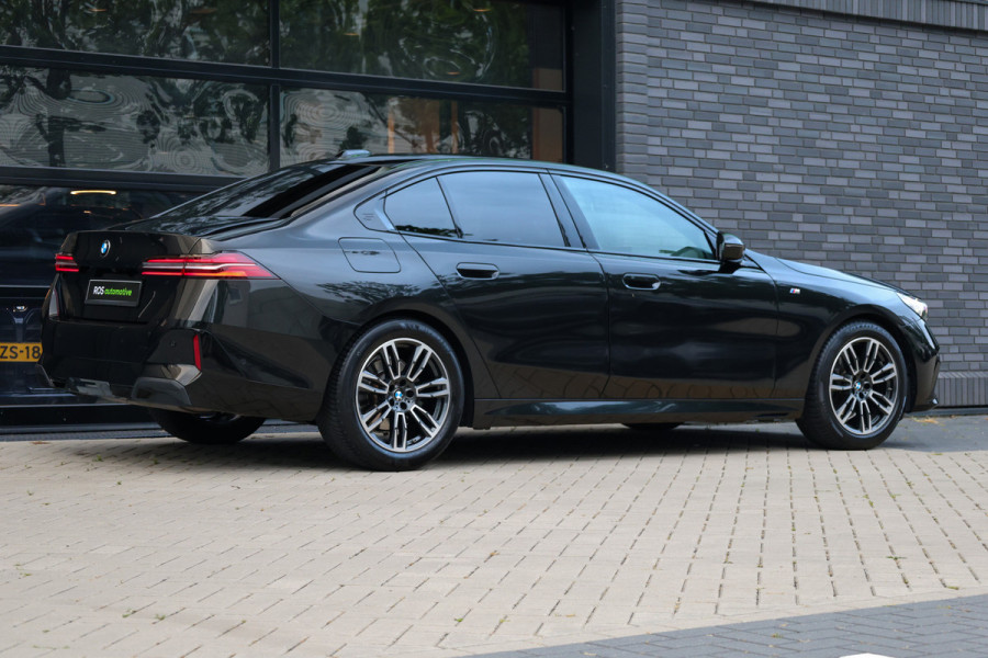 BMW 5 Serie 520i  | FACELIFT | M-SPORT | MEMORY | KEYLESS | DODE HOEK | LED | SFEERVERLICHTING |