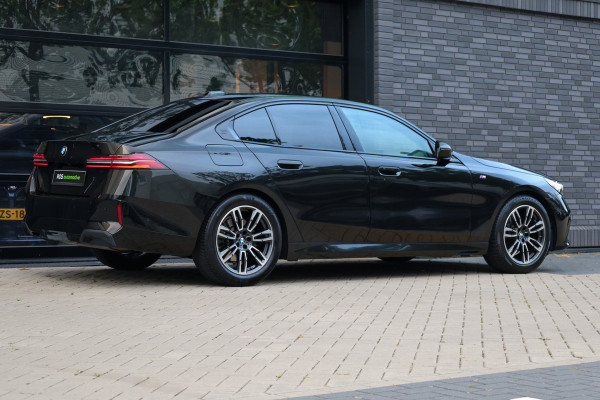 BMW 5 Serie 520i  | FACELIFT | M-SPORT | MEMORY | KEYLESS | DODE HOEK | LED | SFEERVERLICHTING |