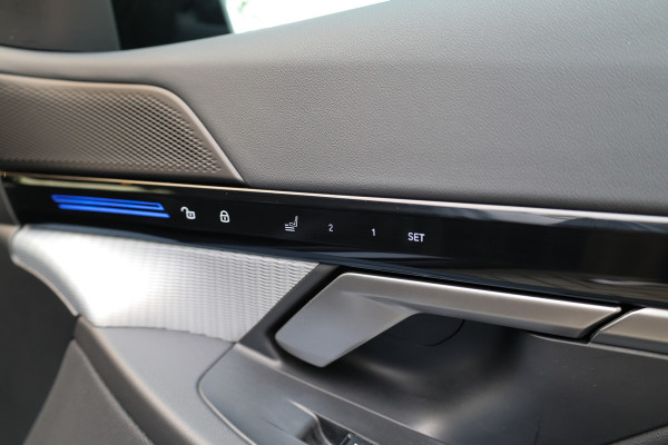 BMW 5 Serie 520i  | FACELIFT | M-SPORT | MEMORY | KEYLESS | DODE HOEK | LED | SFEERVERLICHTING |