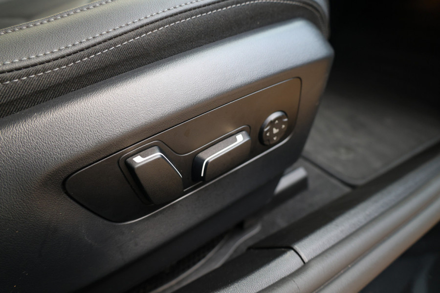 BMW 5 Serie 520i  | FACELIFT | M-SPORT | MEMORY | KEYLESS | DODE HOEK | LED | SFEERVERLICHTING |