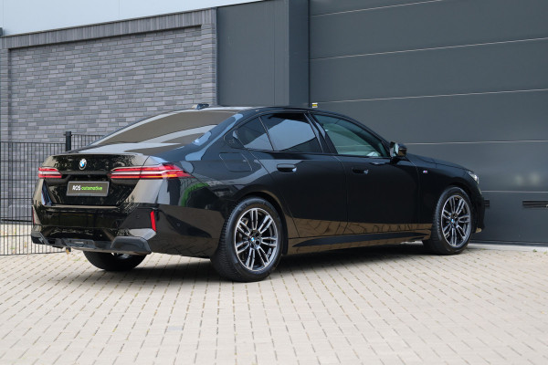BMW 5 Serie 520i  | FACELIFT | M-SPORT | MEMORY | KEYLESS | DODE HOEK | LED | SFEERVERLICHTING |