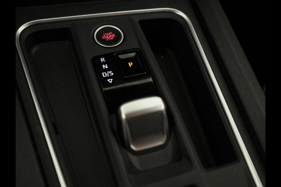 Seat Leon Sportstourer 1.5 TSI e-Hybrid FR PHEV First Edition 204 pk Automaat | Verlengde garantie | Navigatie | Parkeersensoren (Park assist) | Achteruitrijcamera | Adaptieve cruise control | Matrix LED koplampen |
