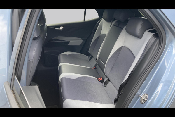 Volkswagen ID.3 Business 58 kWh 204pk SOH 89% | Camera | Stoelverwarming | IQ light | Carplay