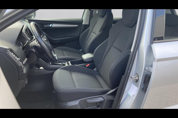 Škoda Karoq 1.5 TSI 150pk DSG ACT Business Edition | Wegkl. trekhaak | Navigatie | Clima | Led