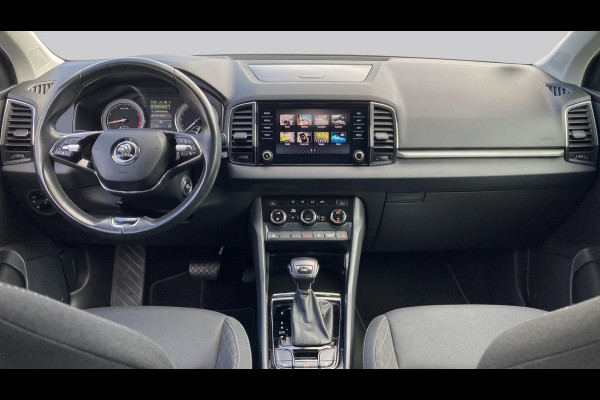 Škoda Karoq 1.5 TSI 150pk DSG ACT Business Edition | Wegkl. trekhaak | Navigatie | Clima | Led