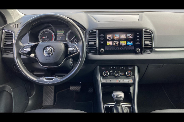 Škoda Karoq 1.5 TSI 150pk DSG ACT Business Edition | Wegkl. trekhaak | Navigatie | Clima | Led