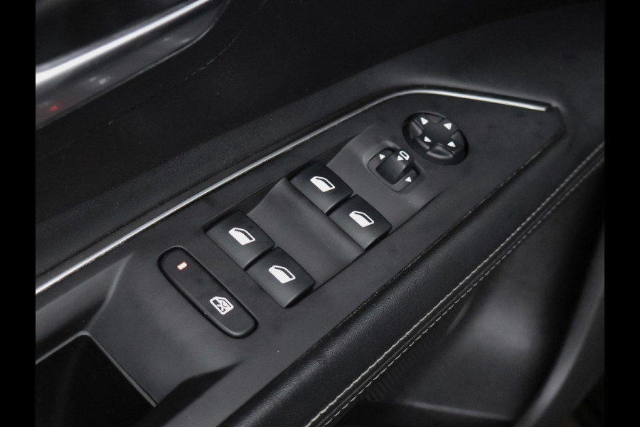 Peugeot 3008 1.2 PureTech Allure Avantage Sport (APPLE CARPLAY,NAVI,CAMERA,360 VIEW,CLIMATE,CRUISE,GETINT,LED,TREKHAAK,LM VELGEN)