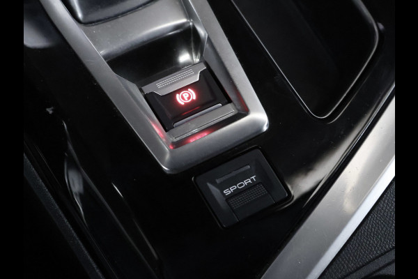 Peugeot 3008 1.2 PureTech Allure Avantage Sport (APPLE CARPLAY,NAVI,CAMERA,360 VIEW,CLIMATE,CRUISE,GETINT,LED,TREKHAAK,LM VELGEN)
