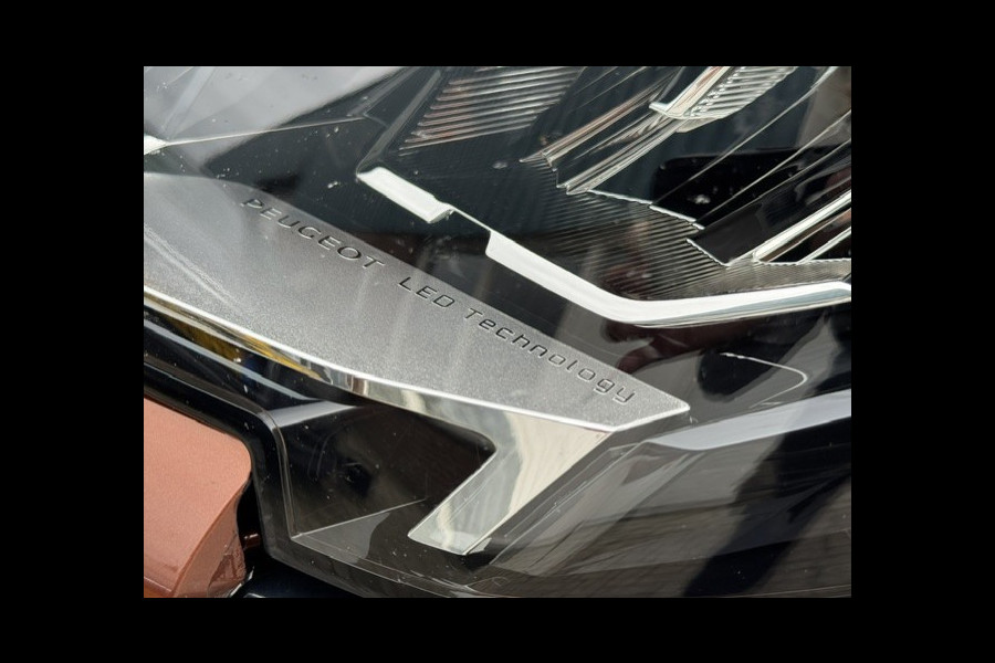 Peugeot 5008 2.0 HDI Allure - 7 pers.-Trekhaak-LED-Keyless
