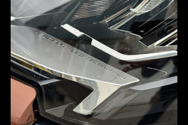 Peugeot 5008 2.0 HDI Allure - 7 pers.-Trekhaak-LED-Keyless