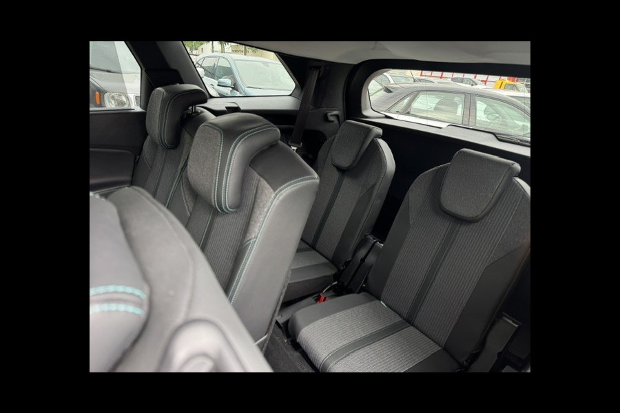 Peugeot 5008 2.0 HDI Allure - 7 pers.-Trekhaak-LED-Keyless