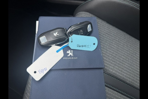 Peugeot 5008 2.0 HDI Allure - 7 pers.-Trekhaak-LED-Keyless