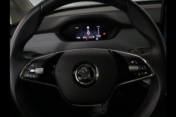 Škoda ENYAQ iV 60 180 pk | soh 90,60% | Navigatie | Parkeersensoren (Park assist) | Keyless | Apple Carplay/Android Auto |