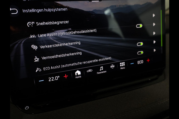 Škoda ENYAQ iV 60 180 pk | soh 90,60% | Navigatie | Parkeersensoren (Park assist) | Keyless | Apple Carplay/Android Auto |