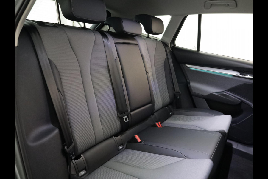 Škoda ENYAQ iV 60 180 pk | soh 90,60% | Navigatie | Parkeersensoren (Park assist) | Keyless | Apple Carplay/Android Auto |