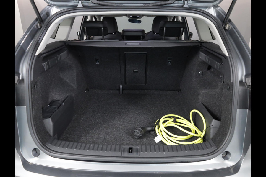 Škoda ENYAQ iV 60 180 pk | soh 90,60% | Navigatie | Parkeersensoren (Park assist) | Keyless | Apple Carplay/Android Auto |