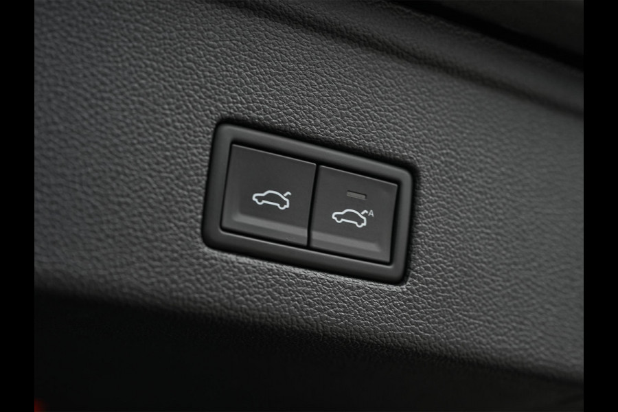 Volkswagen Touareg 3.0 TSi eHybrid 4MOTION | Panoramadak | Night Vision | Luchtvering | Massagestoelen + Ventilatie | Dynaudio | HUD | 360 Camera | Ambiance Interieur | Trekhaak | Soft Close | Stoelverwarming V+A |