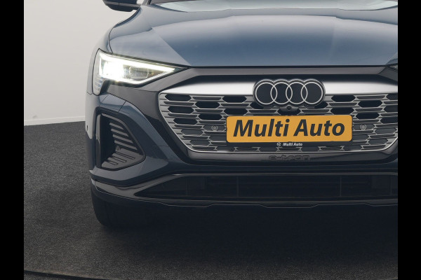 Audi Q8 e-tron 55 quattro S Line 114 kWh 408pk Dealer O.H | Trekhaak Afn. | Adaptive Cruise | Camera | Head Up | Matrix LED | Lederen Sportstoelen Memory & Ventilatie | Apple Carplay | Virtual | Stoelverwarming | Navigatie | DAB | 20"L.M |