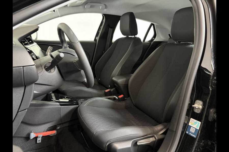 Opel CORSA-E 50 kWh 3 Fase Airco Cruise control LED Parkeersensoren