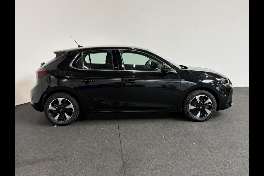 Opel CORSA-E 50 kWh 3 Fase Airco Cruise control LED Parkeersensoren