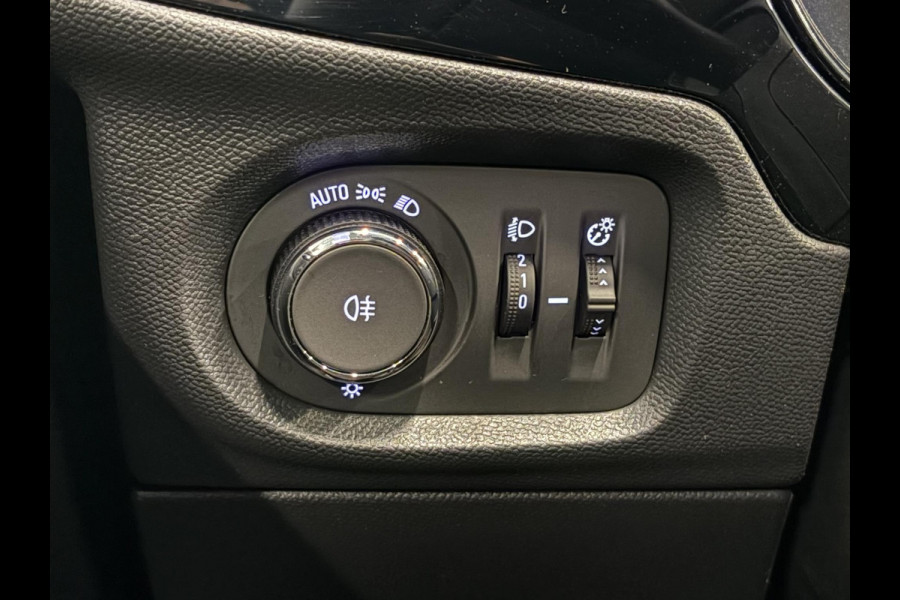 Opel CORSA-E 50 kWh 3 Fase Airco Cruise control LED Parkeersensoren