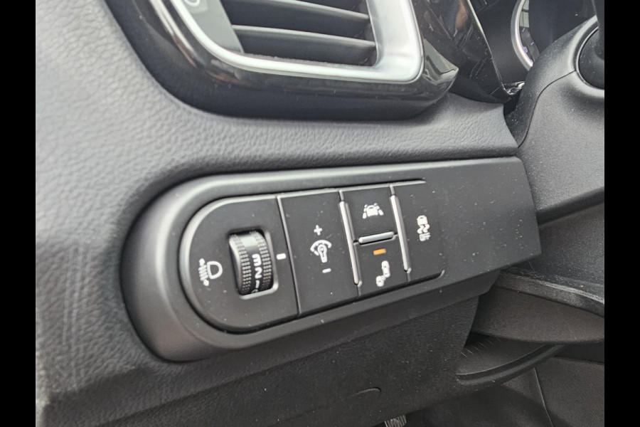 Kia Ceed 1.4 T-GDi ExecutiveLine | Navi | Pano | Trekhaak | Leer | Stoelverwarming | Keyless | Elek. stoelen |