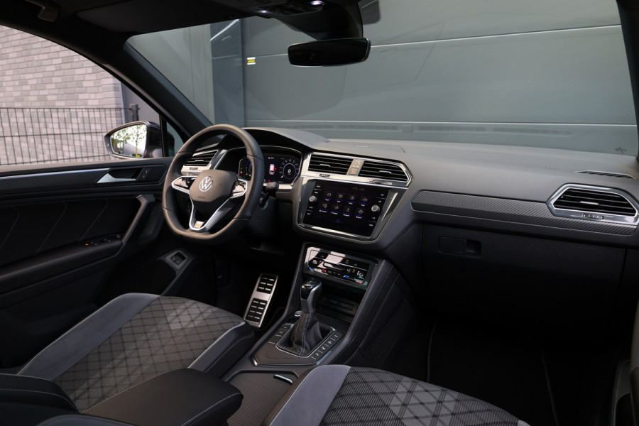 Volkswagen Tiguan 1.4 TSI eHybrid R-Line Business | BTW | PANORAMADAK | IQ-LIGHT | KEYLESS | ACC | ELEK KOFFERKLEP |