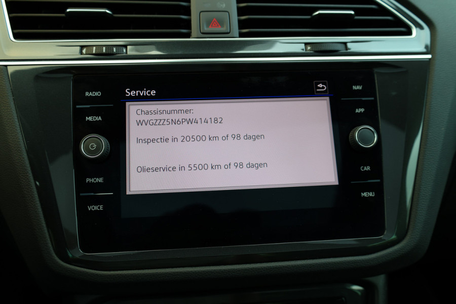 Volkswagen Tiguan 1.4 TSI eHybrid R-Line Business | BTW | PANORAMADAK | IQ-LIGHT | KEYLESS | ACC | ELEK KOFFERKLEP |