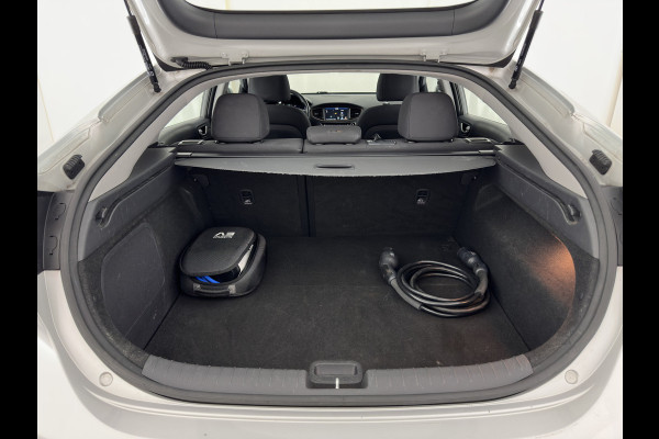 Hyundai IONIQ Comfort EV (INCL-BTW) Aut. *ADAPTIVE-CRUISE | DIGI-COCKPIT | SHIFTPADDLES | LANE-ASSIST | CCS-FASTLOADER | CRUISE | CAMERA | KEYLESS | DAB+ | NAVI-FULLMAP | ECC | PDC | 16"*