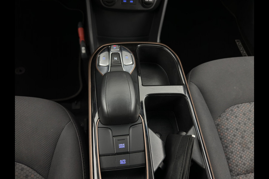 Hyundai IONIQ Comfort EV (INCL-BTW) Aut. *ADAPTIVE-CRUISE | DIGI-COCKPIT | SHIFTPADDLES | LANE-ASSIST | CCS-FASTLOADER | CRUISE | CAMERA | KEYLESS | DAB+ | NAVI-FULLMAP | ECC | PDC | 16"*