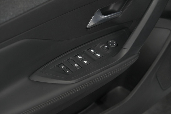 Peugeot 408 Hybrid 136 e-DCS6 Allure | 360 Camera | Adaptieve Cruise Control | Navigatie