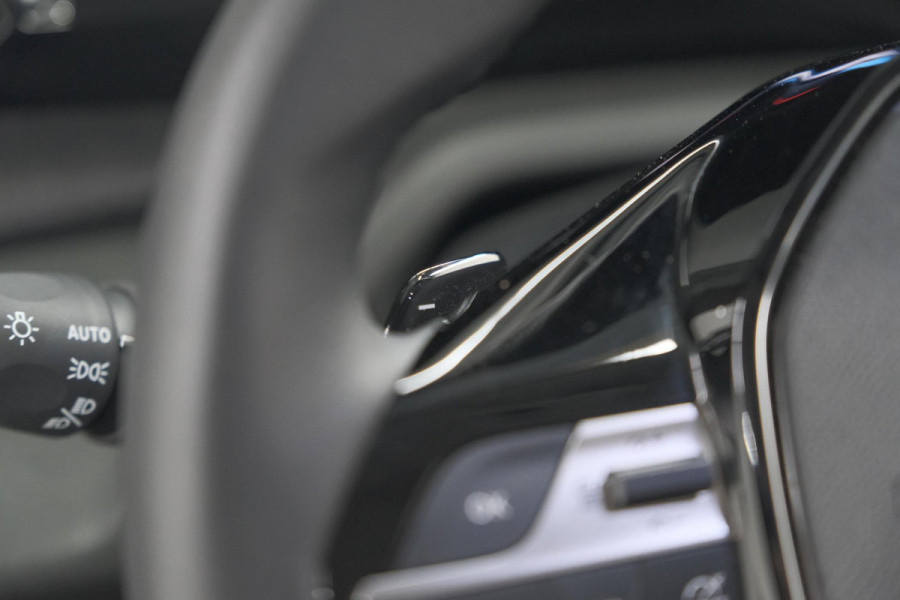 Peugeot 408 Hybrid 136 e-DCS6 Allure | 360 Camera | Adaptieve Cruise Control | Navigatie