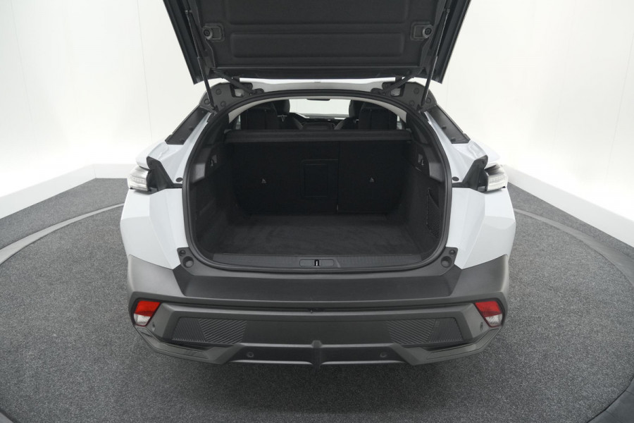 Peugeot 408 Hybrid 136 e-DCS6 Allure | 360 Camera | Adaptieve Cruise Control | Navigatie