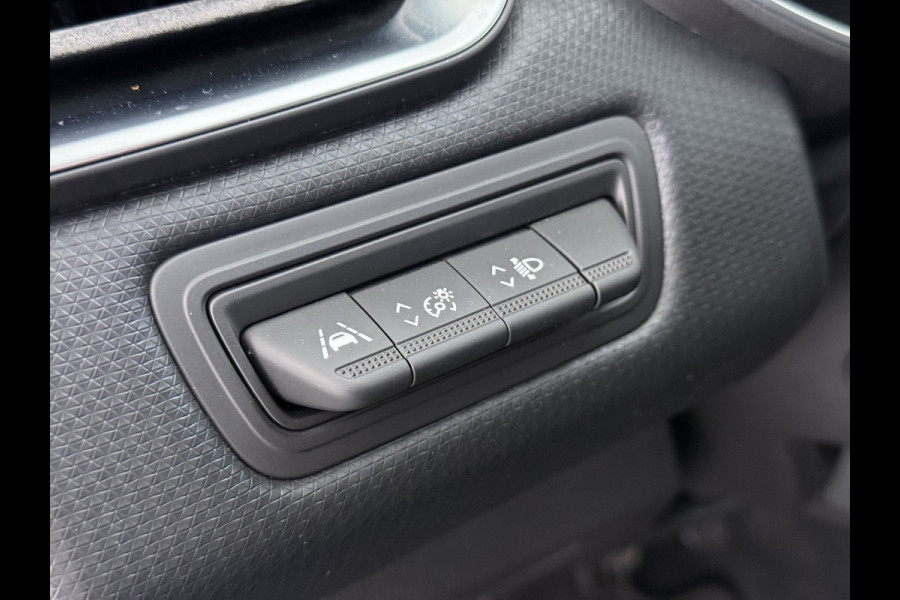 Renault Clio **Gereserveerd** TCe 92pk 5drs Navi CruiseControl Dab Apple/Android Usb Bordherk. Lane-dep. Botswaarsch. Led Start/Stop Isofix Boordcomputer Bluetooth Elek.Ramen/Spiegels 1.0 TCe Zen