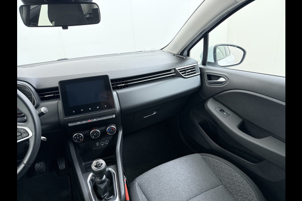 Renault Clio **Gereserveerd** TCe 92pk 5drs Navi CruiseControl Dab Apple/Android Usb Bordherk. Lane-dep. Botswaarsch. Led Start/Stop Isofix Boordcomputer Bluetooth Elek.Ramen/Spiegels 1.0 TCe Zen