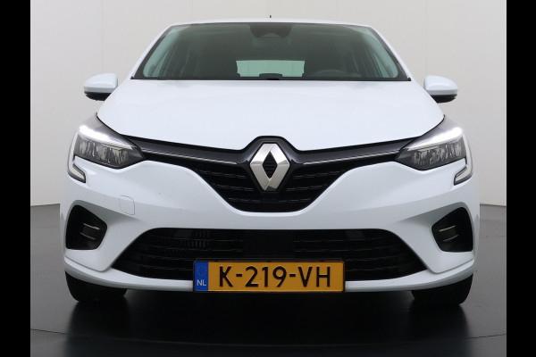 Renault Clio **Gereserveerd** TCe 92pk 5drs Navi CruiseControl Dab Apple/Android Usb Bordherk. Lane-dep. Botswaarsch. Led Start/Stop Isofix Boordcomputer Bluetooth Elek.Ramen/Spiegels 1.0 TCe Zen