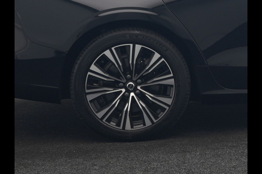 Volvo V60 T6 PHEV AWD Plus Bright 350pk Dealer O.H | Trekhaak Af Fabriek | Adaptive Cruise | Camera | Lederen Sportstoelen Memory & Verwarmd | Apple Carplay | Keyless | Google Assistant & Maps | Stuurverwarming | Pilot Assist | Virtual | Navigatie | DAB | 18"L.M | Plug In Hybrid |