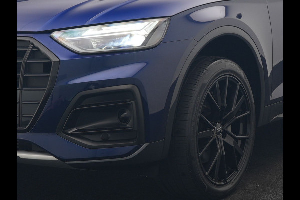 Audi Q5 50 TFSI e quattro Advanced edition PHEV 300pk Dealer O.H | Adaptive Cruise | Camera | BLIS | Apple Carplay | Alcantara Sportstoelen Verwarmd | Sfeerverlichting | Navigatie | Virtual | DAB | Plug In Hybrid |