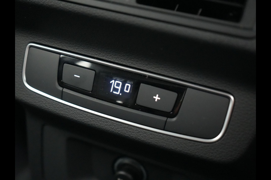 Audi Q5 50 TFSI e quattro Advanced edition PHEV 300pk Dealer O.H | Adaptive Cruise | Camera | BLIS | Apple Carplay | Alcantara Sportstoelen Verwarmd | Sfeerverlichting | Navigatie | Virtual | DAB | Plug In Hybrid |