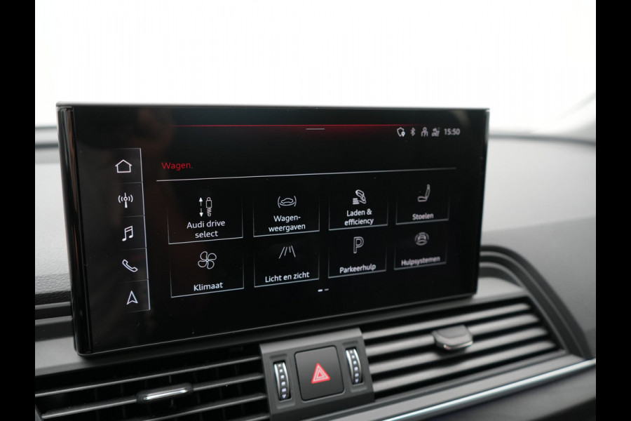 Audi Q5 50 TFSI e quattro Advanced edition PHEV 300pk Dealer O.H | Adaptive Cruise | Camera | BLIS | Apple Carplay | Alcantara Sportstoelen Verwarmd | Sfeerverlichting | Navigatie | Virtual | DAB | Plug In Hybrid |