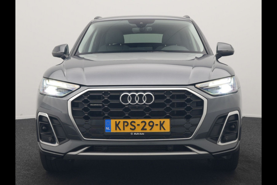 Audi Q5 55 TFSI e S Line PHEV 367pk Dealer O.H. | Trekhaak Af Fabriek | 360 Camera | Alcantara Sportstoelen Verwarmd | Cruise Control | Keyless | Sfeerverlichting | Virtual | Navigatie | DAB | 20"L.M | Plug In Hybrid |